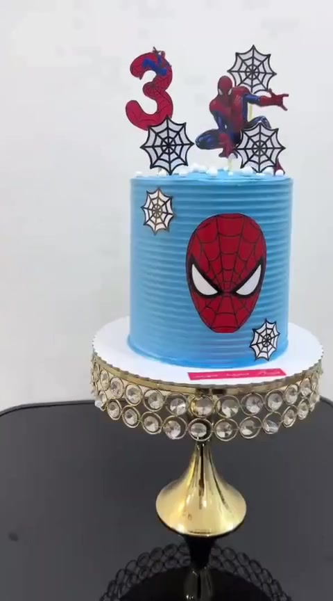 🎂✨ كيكنا يحلي كل مناسبة ويخليها أحلى 🤍
للطلب والاستفسار 📲 ***********توجد خدمه توصيل
