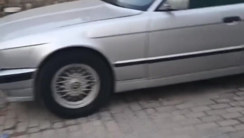 سلام عليكم شباب بيم 525رقم ربيل نكلزي مودل 91/محرك مسكر كيرعادي محرك وكير شرط داخل جديد كهربايت كله شقاله. لايت زنون بجم عريض تبريد عايزه بس قايش وقازسياره صبق جمالي صدرامامي خلفي جديد تخم تايرجديد  سعر سياره40وبيه مجال مكان سياره بغداد مدانت صدر رقم صاحب سياره ***********
