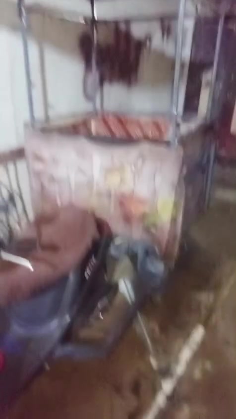 ماطور بوتين للبيع  شرط مامفتوح ومامصلح نكره سلف شرط اشاير كل شي شغال عرابنه مال موطه بي السعر 500وبي مجال لتواصل واتساب واتصال متوفر ***********

