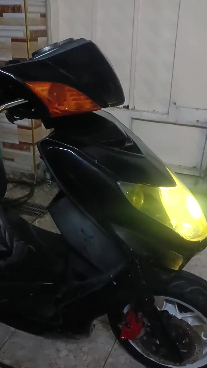 سلام عليكم سكنس فحل نضيفه شوف العين دراجه ناعمه مكينته للمراوس شعندك نزل
بيع السعر خاص   
مدينه الصدر ***********
