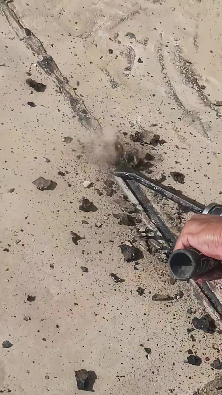اسطه  لي عمل الماستك قلع واضافه الماستك شغل درجه اولى شوف ابعينك القلع شي جديد حتى ميئثر ع القالب او تنزيل في القلع  وعمل الشتايكر والايزوكام انواع ايطالي او ايراني او عراقي 
***********
***********@

