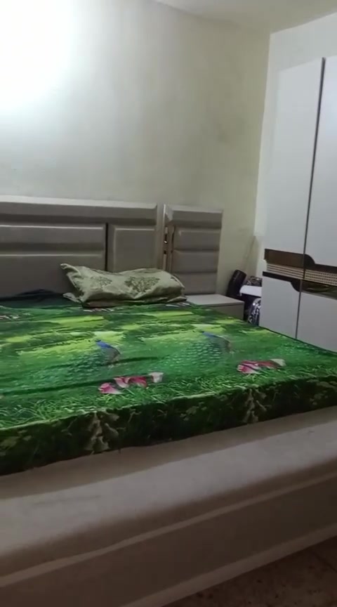 السلام عليكم للبيع  غرفه تركيا كلش نضيفه مستعمله ٣ اشهر فقط
اخت الجديده العنوان بغداد الوشاش قرب ساحة 
‎*********** وتساب متواجد او عل رصيد  فقط
غير متوفر عل فيس. السعر 700 الف وبيه مجال
