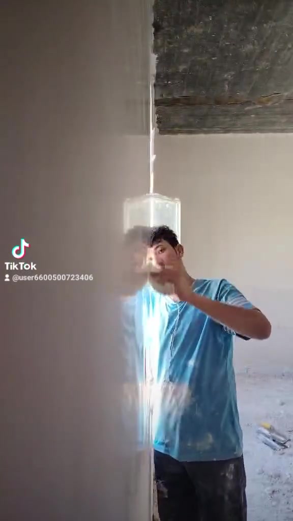 السلام عليكم يوجد كادر لبخ جص من الموصل يتكون من خمس اسطوات وخمس عمال المبيت بنفس الموقع المتر 3 الف/*********** /

