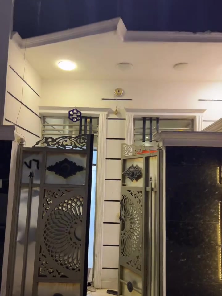 السلام عليكم مشتمل الايجار الشعب مجاور محطه سما بغداد قريب على شارع العام الأستفسار ***********
