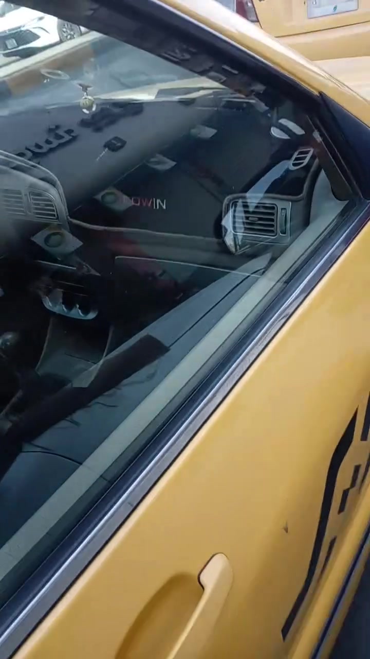 شير ي كوين للبيع ٢٠١١ مكفولة مصفر هية وغرامات باسمي سنوية جديدة سعرة ٣٥ ورقة وبية مجال ***********
