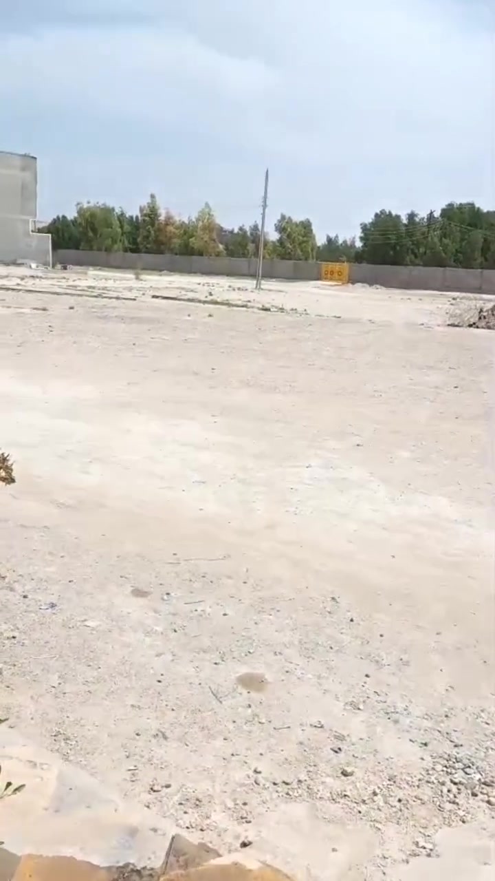 بيت للبيع  فول كله سيراميك جاهز مساحته 150 الفلوجه قريه المختار بالشارع المقابل معمل الطرشي قريب ع شارع الرئيسي
❓حاليا مأجر ب250 الف شهريأ 

شارع الفرعي 10 والشارع البصفه 15 خلفه مدرسه وامام الدار حديقه 

الطابق الاول// غرفه نوم + ديوانيه + صاله + مطبخ + طرمه 
+ حديقه + صحيات داخل وخارج 

الطابق الثاني نص مسكف ونص بعده غرفتين وصاله ومطبخ 

عقد زراعي ماشين بالمعامله مالته يعني شغلته مضبوطه 

السعر // 60 مليون وقابل للتفاوض 

اللاستفسار الاتصال ع الرقم // ***********
بيت للبيع  فول كله سيراميك جاهز مساحته 150 الفلوجه قريه المختار بالشارع المقابل معمل الطرشي قريب ع شارع الرئيسي
