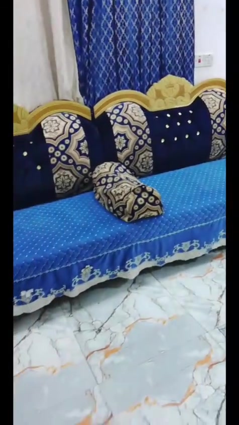 صوفا • أثاث منزلي • بدون تفاصيل