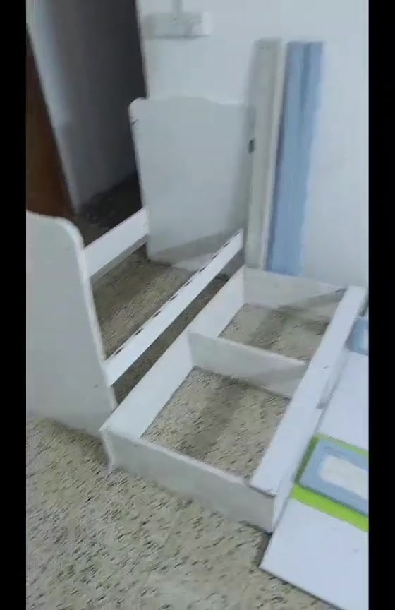 سرير اطفال • مفصخ • بغداد