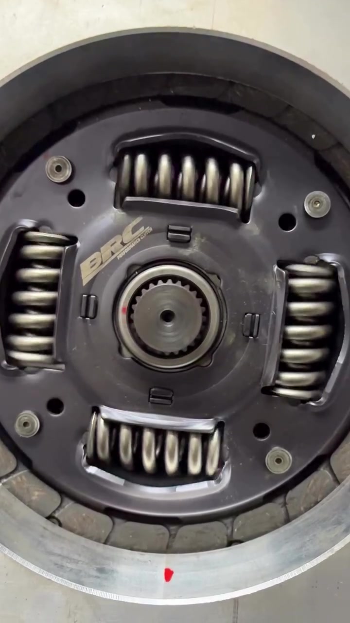 Torsion springs working in SLOWMO 👍🏻👍🏻👍🏻

At BRC, we invest in precision testing machinery to test every critical component — from clutch discs to clutch covers.

Built. Tested. Trusted.

BRC PERFORMANCE CLUTCH

#brcclutch #clutchyoucantrust
