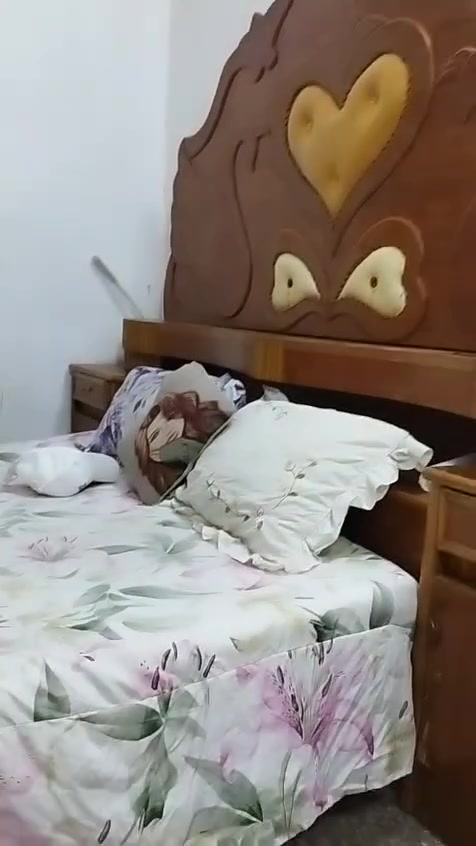 مجموعه غراض للبيع كلمن سعر اتصل على الرقم بيه واتساب غير متواجد على الفيس للاستفسار *********** @
