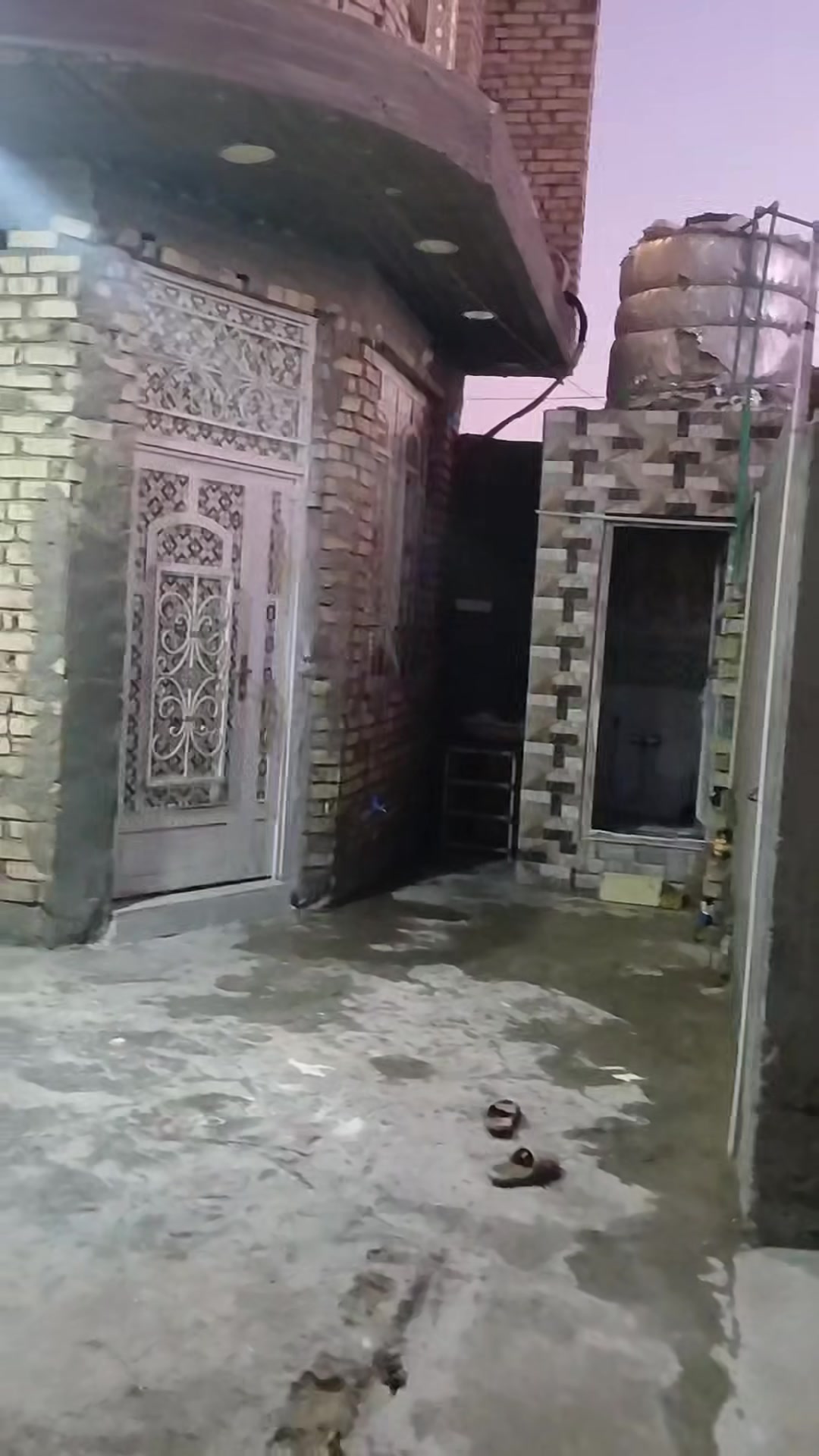 ابو طالب ورديه • ٣ غرف • ٢٠٢٢