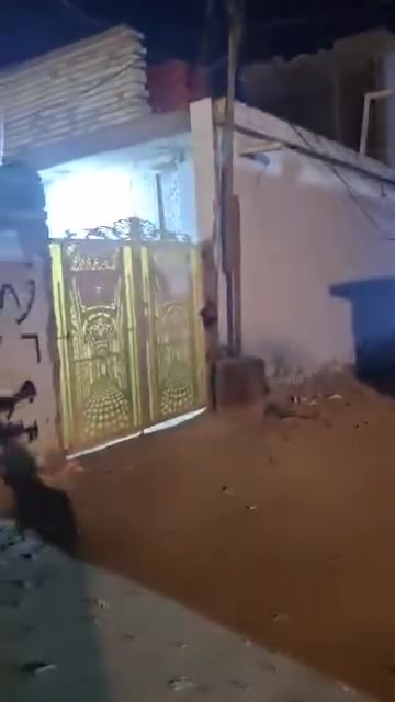 سلام عليكم دار للبيع 100متر في حي البساتين سند اصفر او واقع حال تفاصيل البيت بالفيديو والعنوان معروف بالمدخل الثاني ***********واتساب
***********اتصال
