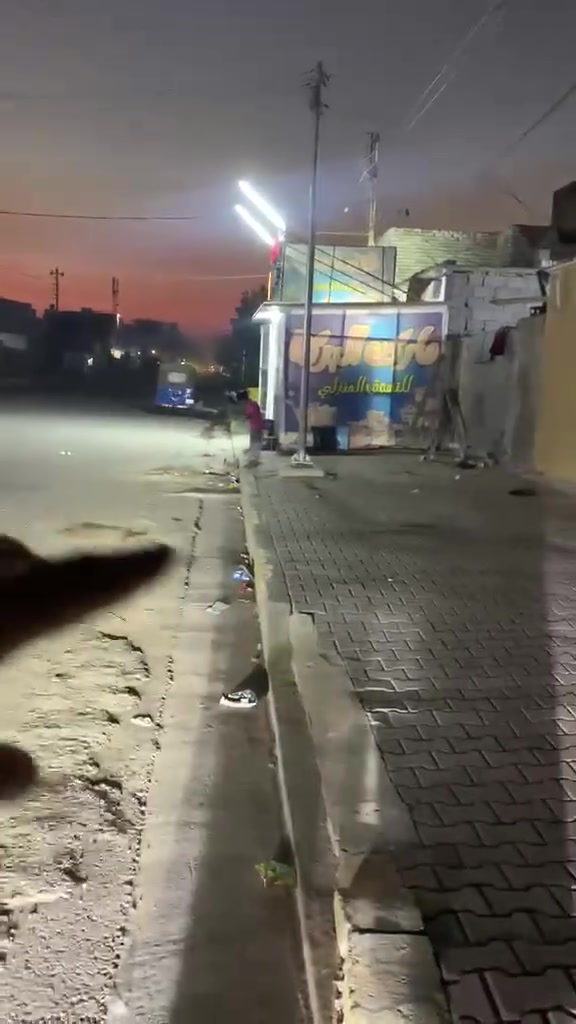 السلام عليكم ورحمة
قطعة أرض للبيع الحسينية مسقط شارع عمارة المصري المساحة ٢٠٠ واجهة ١٠ نزال ٢٠ طابو صرف شارع عريض كل الخدمات متوفرة بي للاستفسار ***********
