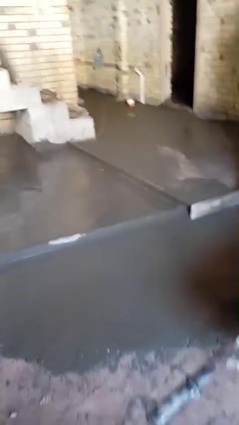 سلام عليكم نجارينه حدادينه احنه جماعته الصب *********** اليدوي عدنه كادر عمال نشتقل جميع القياسات الي عنده تصليطه صطح صبت نظافه رباطات بيتونه ناخذ قياس الصب ونترك السيراميك تنضيف حدل تقطيع جوينات احنه بل خدمه ***********
