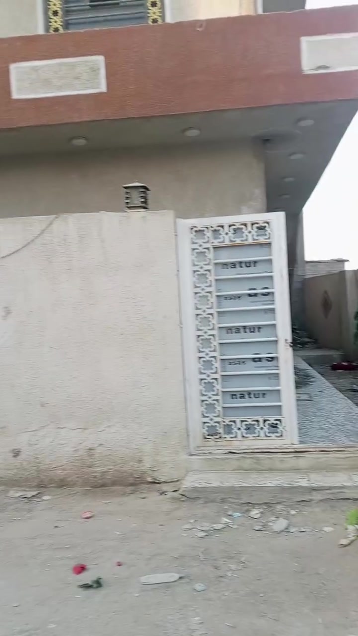 السلام عليكم ورحمة الله تعالى
بيت للاجار مساحه130مترطابقين قرب كنطرة السلام عامود 74فرع معرض الشريفي للسيراميك يجاره350قفل ستفسار اكثر تصال واتساب ***********‬‏
***********
