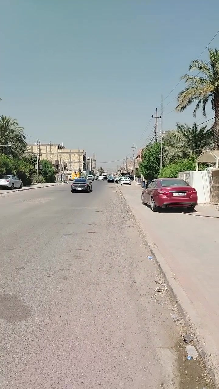 فرصه للاستثمار بشارع تجاري بحي الجهاد بالاطباء شارع عريض ٢٠ متر ورصيف كبير وواسع.. قطع من دار المساحه ٥٠ متر واجهتها خمسه متر ونزال ١٠ بنفس شارع جامع فخري ابراهيم شنشل  اي شخص يحب يستفسر يتواصل ويايه عالرقم اني صاحب الدار ***********

