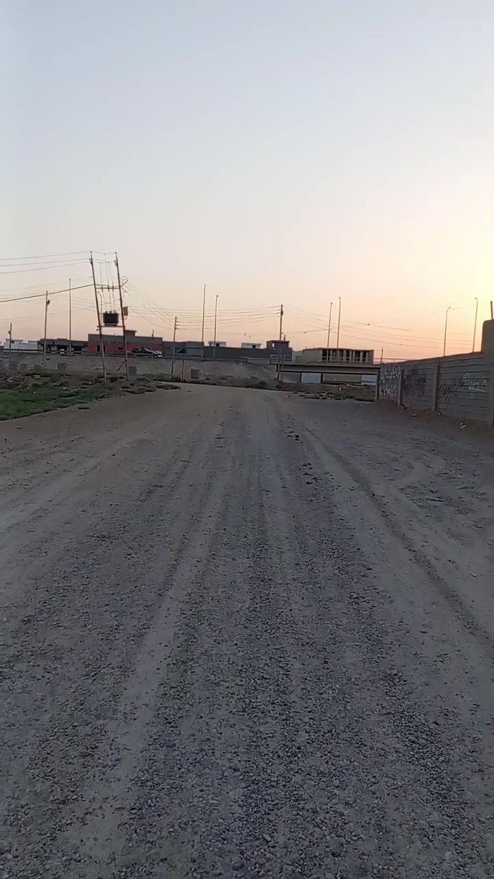 تعلن مكاتب الخيّام للعقار عن توفر قطعة ارض زراعية المساحة ١٧٦متر الوجه ٨ والنزال ٢٢
جنس العقار طابو زراعي سند ٢٥ تحويل مباشر 
قطعة ركن شارع ١٥ من الامام وشارع ٦متر جانبي
المكان الرمادي خلف مطعم كانون وقرب مديرية طرق وجسور الأنبار
للاستفسار اكثر مراجعة عقارات الخيّام الفرع الأول شارع 40 قرب باب الخشب والفرع الثاني خلف مدينة العاب السندباد او مراسلة الصفحة اوالاتصال على الرقم *********** يتوفر واتساب
#اهلاً #وسهلاً #بكم
