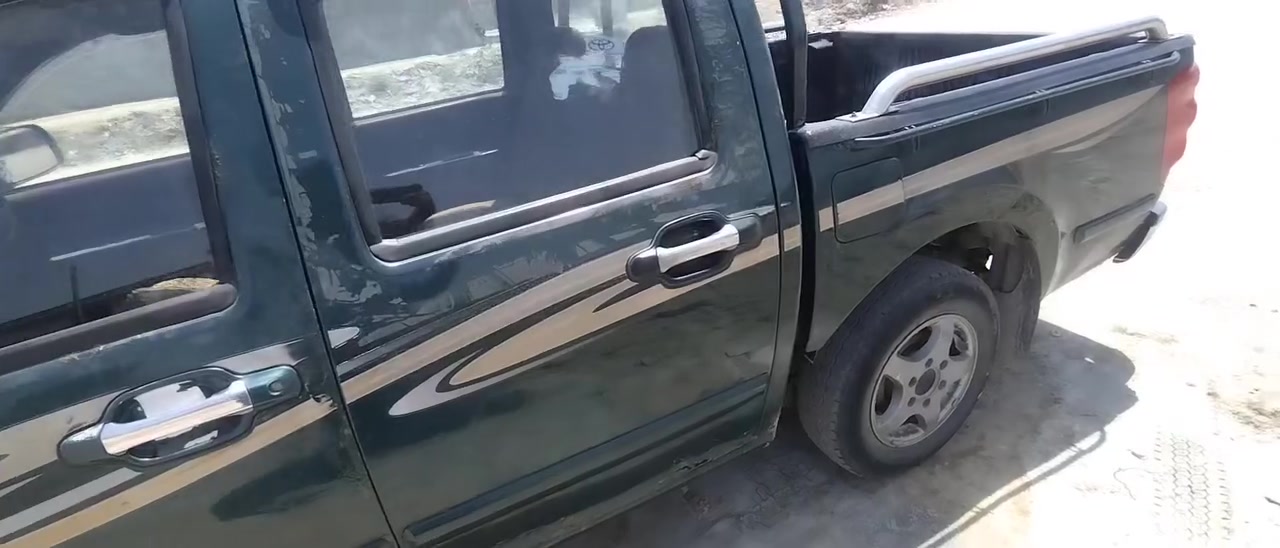السلام عليكم ورحمة الله سيارة 🚗للبيع كرتول صيني مديل 13سنويه جديده ل31 بسمي مشروع وطني بيهه خياس ما ملكوطه سيارة بيه جاملق اليسر ولبنيد ابدلات وتبريد مابيهه سعر 38وبيهه مجال البصره الدير *********** اتصال واتساب
