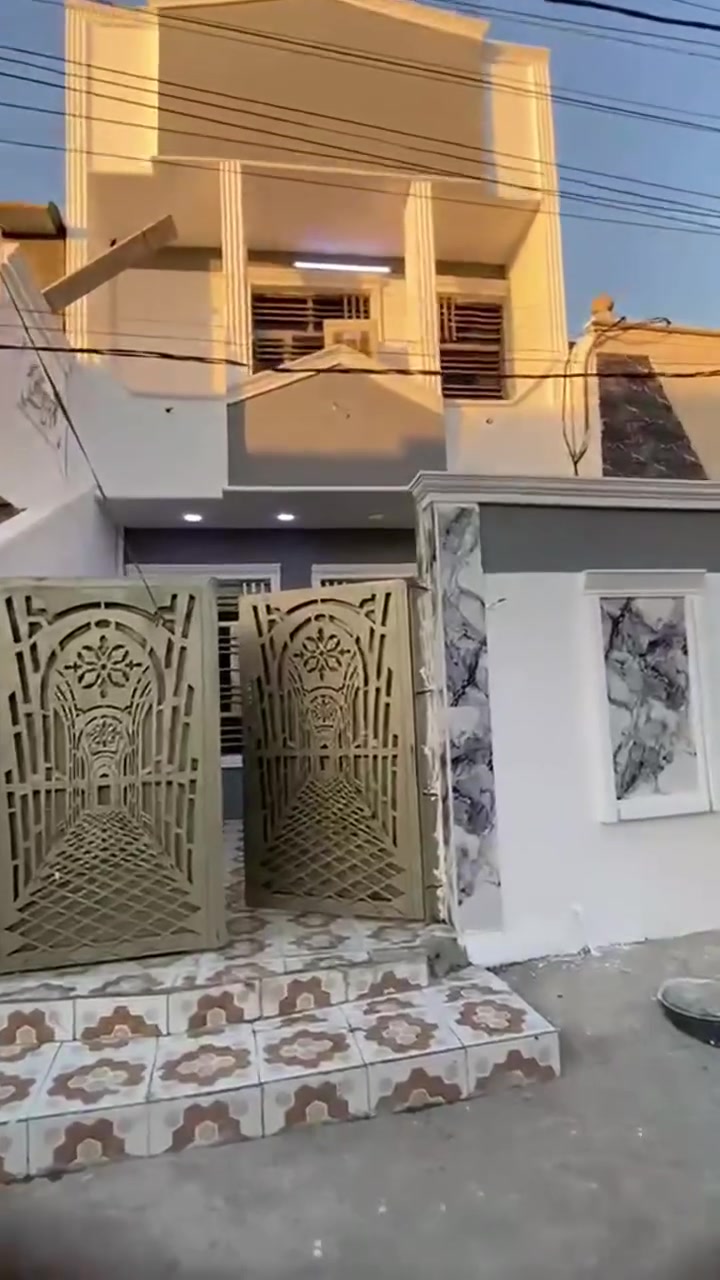 يا الله من رخصت مدير الكروب المحترم دار للبيع في مجمع فدك المشتل مقابيل الرئاسة اول فرع عن الشارع الرئيسي تشجير مساحة ١٠٠ متر غرفتين نوم وصاله واستقبال وتصوير واضح امامكم ولدينا عروض اخرى باسعار مناسبه ونستقبل كافة عروضادكم البيع واليجار والمراوس مكتب المصطفى الدلال ابو علي للاستفسار ***********
