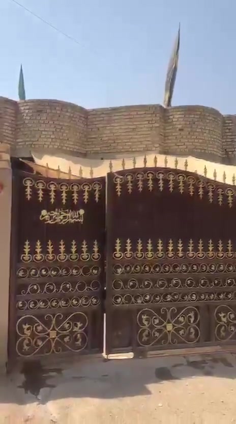 سياحي • قرب جامع عمار • ٢٢٠م