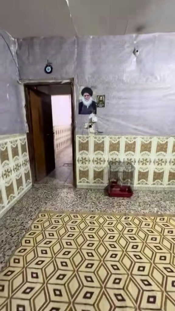 بيت للبيع عكادة طابق ونص مساحة ٧٠ متر واجهة ٤ونص يحتوي على هول + مطبخ + غرفة نوم + خدمات صحية +منور الطابق الثاني غرفة نوم + بيتونة + صطح البيت في منطقة الوشاش طابو صرف شارع عريض تلفون ***********وتساب ***********وتساب ***********وتساب او مراجعة مكتب الخبير للعقار ومن لله التوفيق
