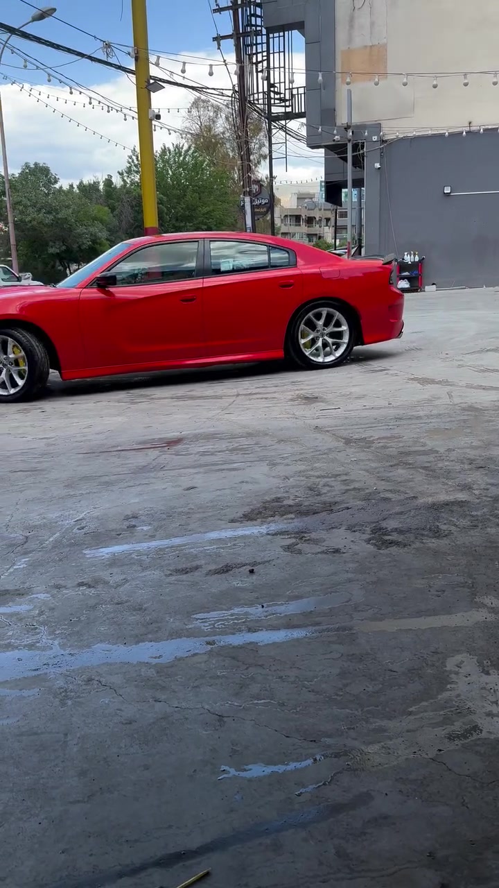 السلام عليكم
تشارجر GT2019 خليجي كفاله عامه 
الون برتقالي مميز 🍊
الكيلو متر ٧٦الف حقيقي 
تخمً تاير جديد 
#السياره مغلفه PPF بل كامل اصلي ضمان سنه 
تبديله دهن جديده يعني الف ماتصرف ع السياره 
سياره جاهزه وجديده بمعنا الكله 
فول مواصفات ماعدا الرادار الأمامي 
مواصفات ال GTمعروفه 
السعر 260 وبيها مجال بسيط 
رقمي ***********
رجأ السياره ماعجبتك اعبر المنشور لاتكمز بل تعليقات فدوه 😍
