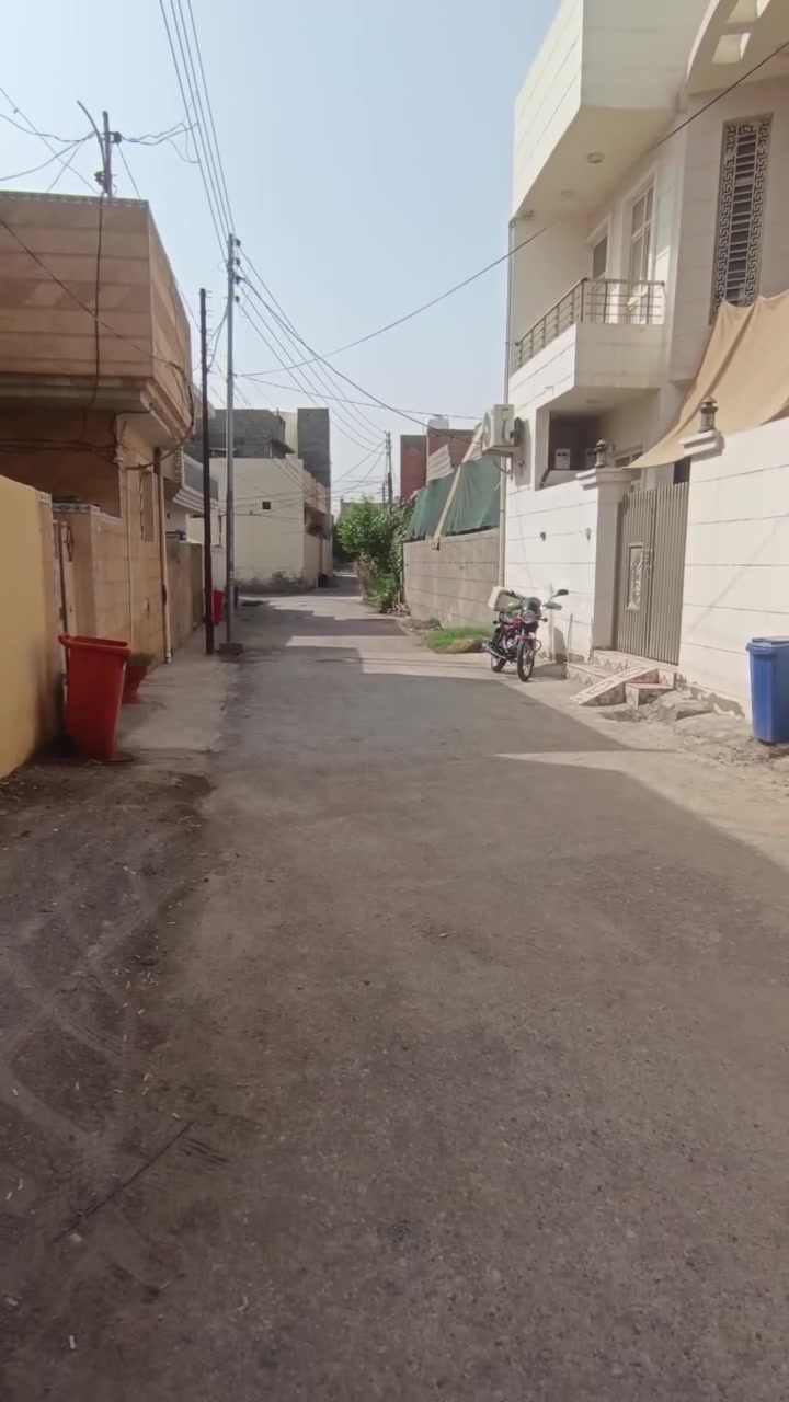 بهرز مجاور معهد اشنونا • ١٠٠م • سند ٢٥