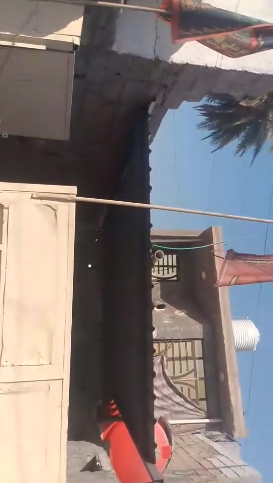 بسم الله الرحمن الرحيم اللهم صل على محمد وال محمد بيت للبيع مساحه 120 طابو زراعي سند 25 بيع مستعجل مكان بغداد جسر ديالى القديم شارع الحدادين مقابل عمارة الدفاعي الاستفسار الاتصال على الرقم ‏‪***********‬‏ أو مراسله صفحه

