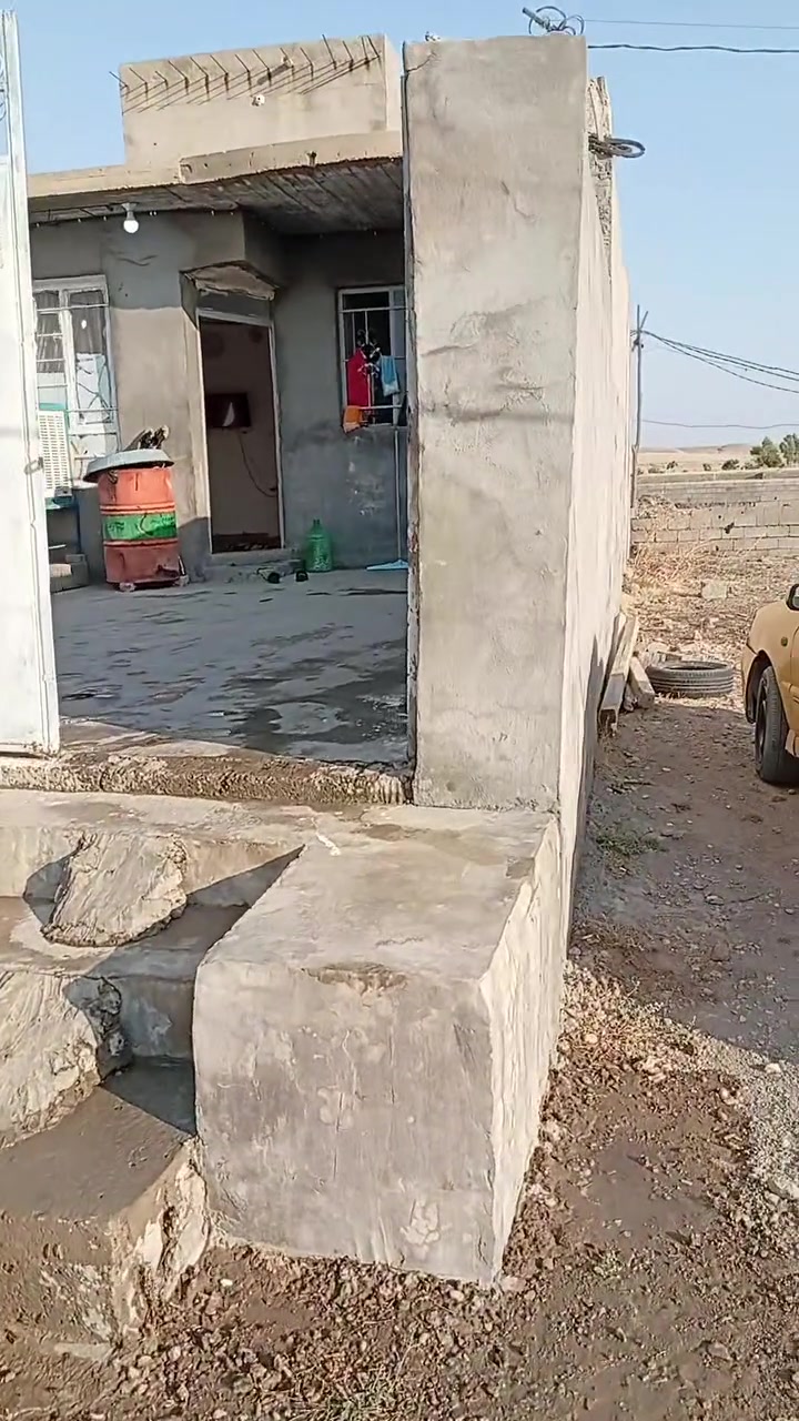 بيت لبيع  125 متر ويا قطعه ارض 250 متر  منطقه جبراوه قريب بيت بكر جاو شين 
سعره 15 قفل  مستعجل علا بيعته 
رقم ابو بيت ***********
