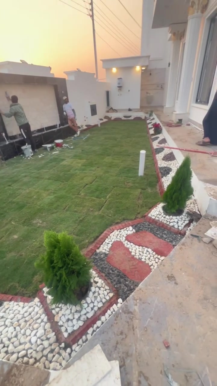✅
.يتوفر كادر عمل متميز لترتيب افضل ديكورات الحدائق.. وكذلك يوجد ثيل درجة اولى امريكي  + هندي وبأسعار مناسبه الرقم
***********
