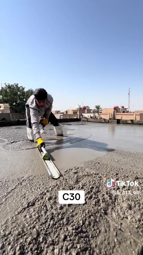 إذا تريد صبة ترفع الراس، اختار مصطفى الصب الكونكريت.

📞 ***********
📞 ***********

⭐ لا تنسى تتابع صفحتنا
حتى تشوف أعمالنا الجديدة، مراحل الصب، ونصائح مهمة لكل شخص يريد يبني صح.
