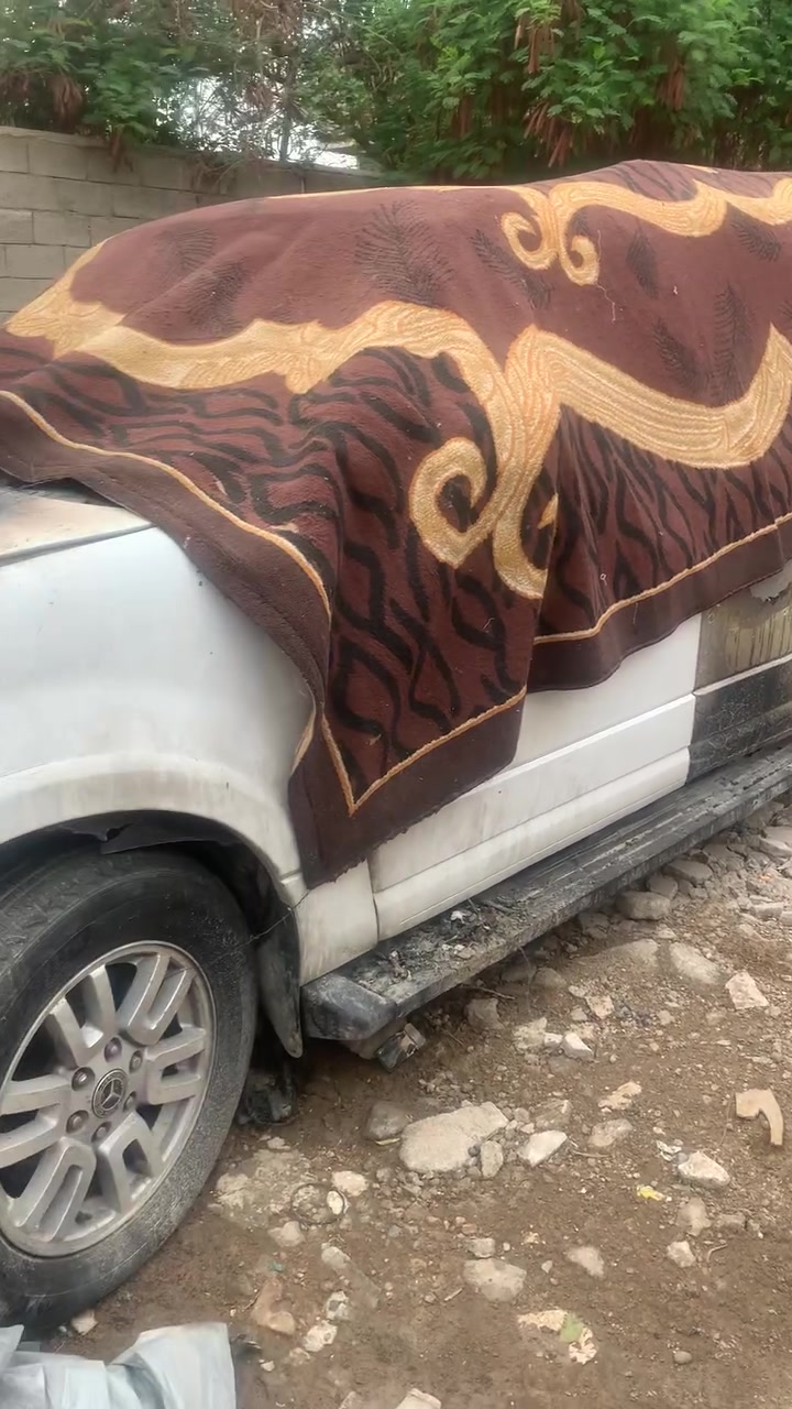 ٢٠١١ • كمبريسر • انبار الحديث