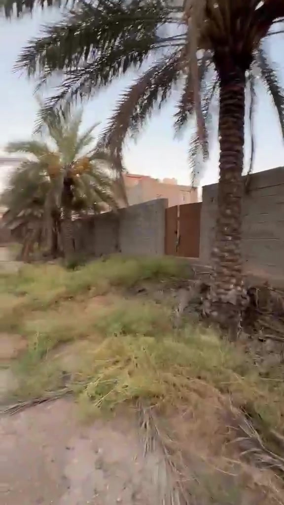 دونم للبيع كربلاء تيل 192 موقع حلو ومميز اكثر من مدخل ***********
