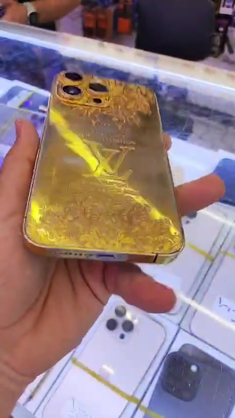 ايفون • موديل غير محدد