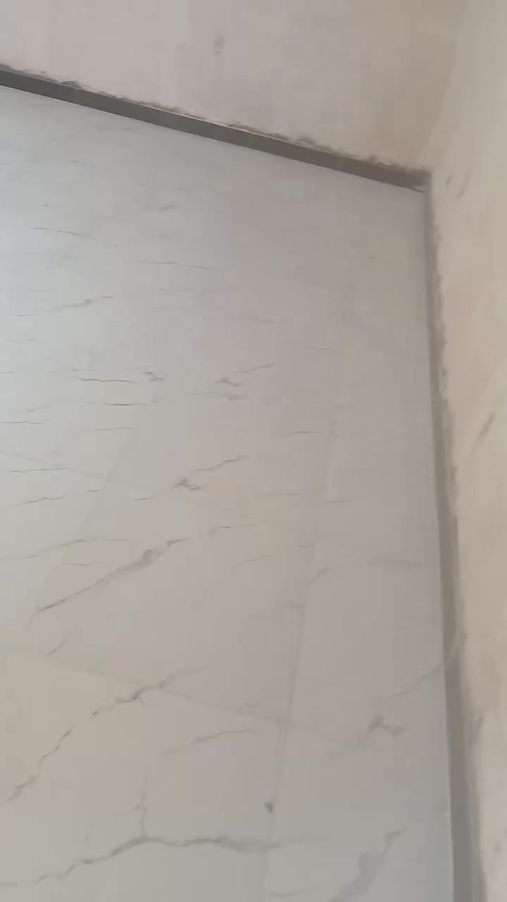 خلفه سيراميك بورسلين متفرغ حالين وبأنسب لاسعار 
شغل درجه اوله تواصل خاص او اتصال على ***********
