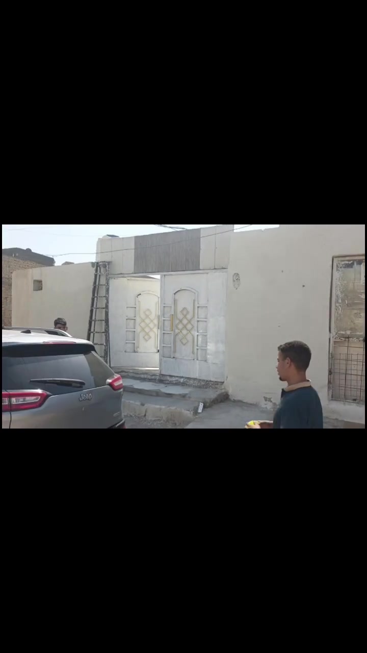 المساحه ٢٤٠ متر رابع بيت عن جامعة الامام جعفر الصادق بناء طابوق كونكريت بيع او مراوس حسب القناعه للتواصل ***********  -  ***********
