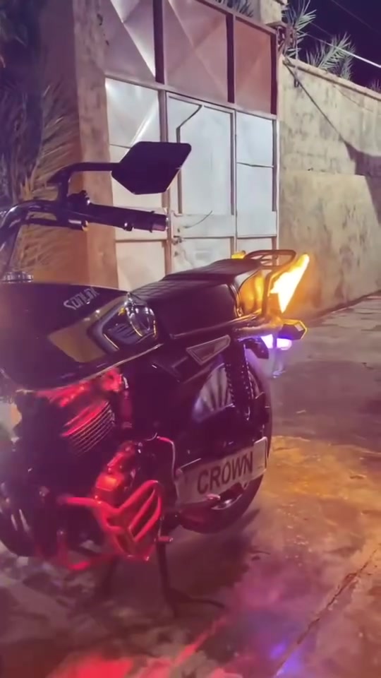 زنجيل • ٢٠٢٥ • ٢٠٠