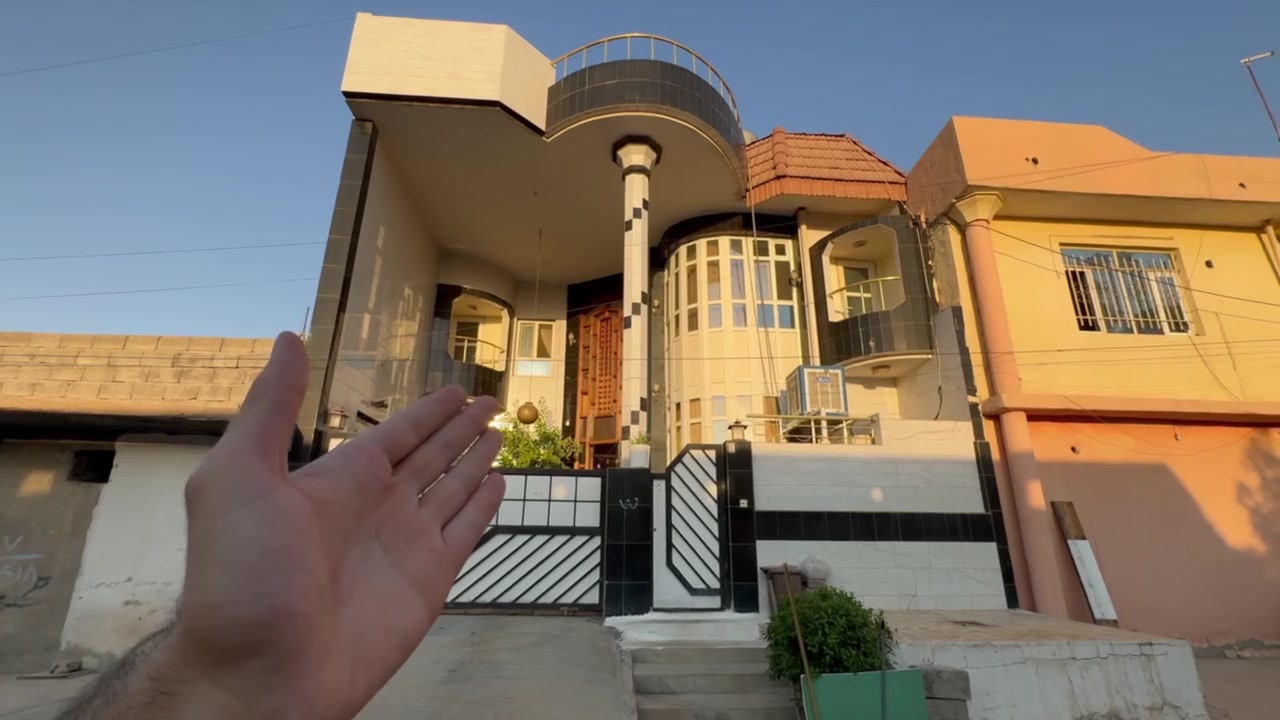خانوکە طاپۆشە 🔥 دەرفەتێکی زێڕین بۆ کڕینی خانووی طاپۆ! 🔥

​✨ خانوویەکی کەشخە و ناوازە بۆ فروش ✨

​📍 شوێنی دیاریکراو: کەرکووک - نزیک بازاڕی گشتیی ڕەحیماوە 📌

📐 ڕووبەر: ١٠٠ مەتر مربع (١٠٠م²)

​💎 تایبەتمەندییەکانی خانوو:

​🏡 نیشتەجێبوون: نەخشەی سەرجەمی ڕێکخراو و گونجاوە بۆ خێزان یان وەبەرهێنان

​🛍️ کەشوهەوای شوێنەکە: نزیک لە تەواوی خزمەتگوزارییەکان، قوتابخانە، و بازاڕی ڕەحیماوە

​📜 مەڵبەند و مامەڵە: هەموو بەڵگەنامەکانی تەواوە و ئامادەیە بۆ گواستنەوە

​🏢 نووسینگەی سەرپەرشتیار: عەقارات یوسف 🏢

​📞 بۆ زانیاری زیاتر و سەردانیکردنی شوێن، ڕاستەوخۆ پەیوەندی بکەن:

📲 ***********

📲 ***********

​✨ پەیوەندی بکەن پێش ئەوەی لەدەستت بچێت! ✨

بیت طاپۆ 🔥 فرصة ذهبية ومميزة لشراء بيت طاپۆ! 🔥

​✨ بيت فخم ورائع للبيع ✨

​📍 الموقع: كركوك - قريب من سوق رحيماوة العام 📌

📐 المساحة: ١٠٠ متر مربع (١٠٠م²)

​💎 مميزات البيت:

​🏡 التصميم والترتيب: خريطة ممتازة جداً ومناسبة لحياة عائلية مريحة

​🛍️ موقع استراتيجي: وصول سهل لجميع الخدمات، المدارس، وقريب جداً من السوق

​🔑 الجهوزية: البيت جاهز تماماً للسكن واستلام المفتاح

​🏢 المكتب المسؤول: عقارات يوسف 🏢

​📞 للمزيد من المعلومات ولمعاينة الموقع، يرجى الاتصال المباشر:

📲 ***********

📲 ***********

​✨ اتصلوا الآن قبل فوات هذه الفرصة الذهبية! ✨
