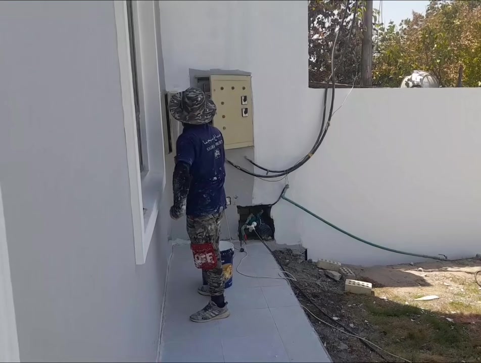 ✨ افتتاحية روضة أمبريال رويال ✨

Imperial Royal Kindergarten

📍 بغداد – الزعفرانية – شارع الربيع، مقابل مدرسة آيا صوفيا

نفتح أبوابنا اليوم لنبدأ مع أطفالنا رحلةً مختلفة نحو مستقبلٍ أكثر إشراقاً 🌟👧🏻👦🏻

في روضة أمبريال رويال لا نكتفي بالتعليم التقليدي، بل نصنع بيئة تعليمية عصرية تجمع بين التعلم، التكنولوجيا، الإبداع، والمرح. 🎓💡

🌍 تعليم اللغة الإنكليزية بأساليب حديثة وتفاعلية
🇨🇳 تعليم اللغة الصينية بما يتناسب مع عمر الطفل وقدراته
🤖 التعرّف على الذكاء الاصطناعي وتنمية التفكير والابتكار
💻 دمج التكنولوجيا في العملية التعليمية
📺 استخدام الشاشات الذكية وأحدث تقنيات التعليم لتقديم تجربة تعليمية ممتعة وفعّالة
👩🏻‍🏫 كوادر تعليمية مختارة بعناية، تجمع بين الخبرة، الكفاءة، وحب الأطفال

نؤمن أن الطفل اليوم لا يحتاج إلى الحفظ فقط…
بل يحتاج إلى بيئة تكتشف قدراته، تنمّي شخصيته، وتمنحه الأدوات التي تساعده على صناعة مستقبله. 🚀

💙 أمبريال رويال… حيث يبدأ المستقبل من سنوات الطفولة الأولى.

📍 بغداد – الزعفرانية – شارع الربيع
📌 مقابل مدرسة آيا صوفيا

للتواصل:
***********

أهلاً بكم في عالم أمبريال رويال 🌟
