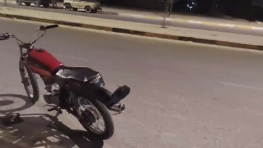 سلام عليكم دراجه للبيع ارشه مو ديل ١٨

اوراق (سكنر)  بيه مكينه بل جيس مكينته

ارشه اصلي شرط فصله وسرعه ومعدل 

دراجه حلوه مرتبه وحله من صوره  صالنصه  رياضي 

ويلاه مال نامه  دراجه ما متعوبه  سعره ٣٣٠ وبيه مجال كلش قليل   مكاني صويره *********** مكاني صويره
