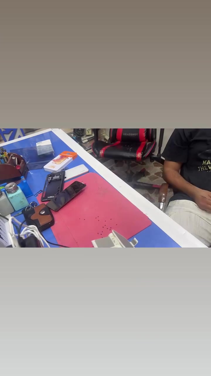 مكتب ليث الطائي لبيع وشراء الموبايلات
سلام عليكم الى اهالي المحاويل

تتوفر لدينا صيانه فوري تبديل شاشه بأنسب الاسعار 

لدينا عروض اسبوعيه تبديل شاشه سعر 25 الف لاغلب تلفونات

مع ضمان 

تتوفر لدينا ارصده واكسوارات الهواتف

وتتوفر راوترات انترنيت بانسب الاسعار

عنواني بابل قضاء المحاويل منطقة حصن خلف بستان البغدادي للأستفسار الاتصال على الارقام التاليه

***********  $$

***********
