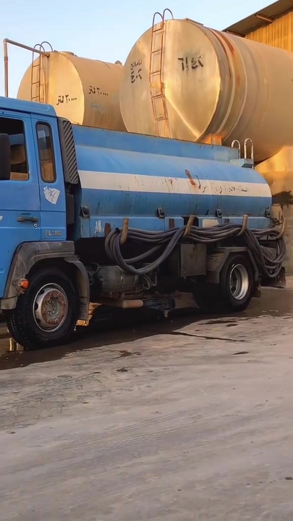 ڤالڤو البیع  FL180 2003رقم اربیل تاخم تایرات جدید تانکی 7000 لتر فول مواسەفات جام کهرەبا چوپ قفل اکسل 
***********
