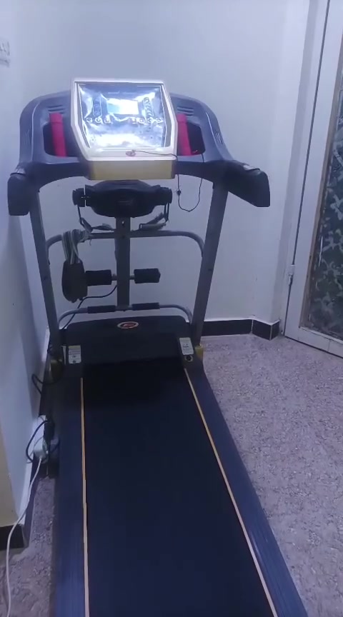 السلام عليكم جهاز جري للبيع وزن ١٥٠ عنوان البصرة ابي الخصيب يوسف ان السعر ٣٥٠وبي مجال شي قليل للستفسار ***********
