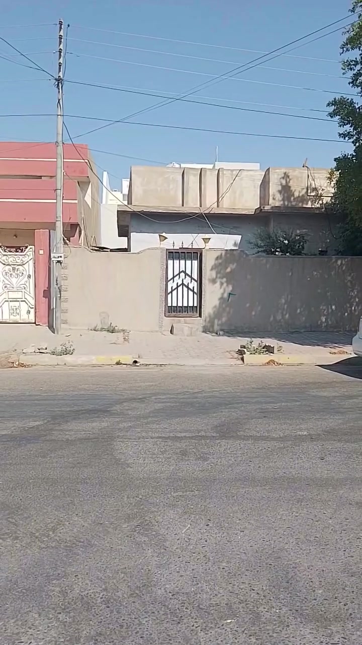 قطعة أرض للبيع مساحة/100/متر واجه5×20
عنوان:قادسية الثانية تقاطع أبو خطاب 
نوع العقار:طابو ملك صرف 
موقع مميز كدامه فرع يبعد عن الشارع 50متر تقريباً كامل خدمات وعل شارع 15 وتبليط مجاري وماء حلوو
سعر:٧٥مليون وبيها مجال 
للاستفسار الاتصال على الارقام التالية:***********
