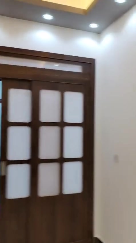 حي اور • ٣ طوابق • اكثر من ٣ غرف