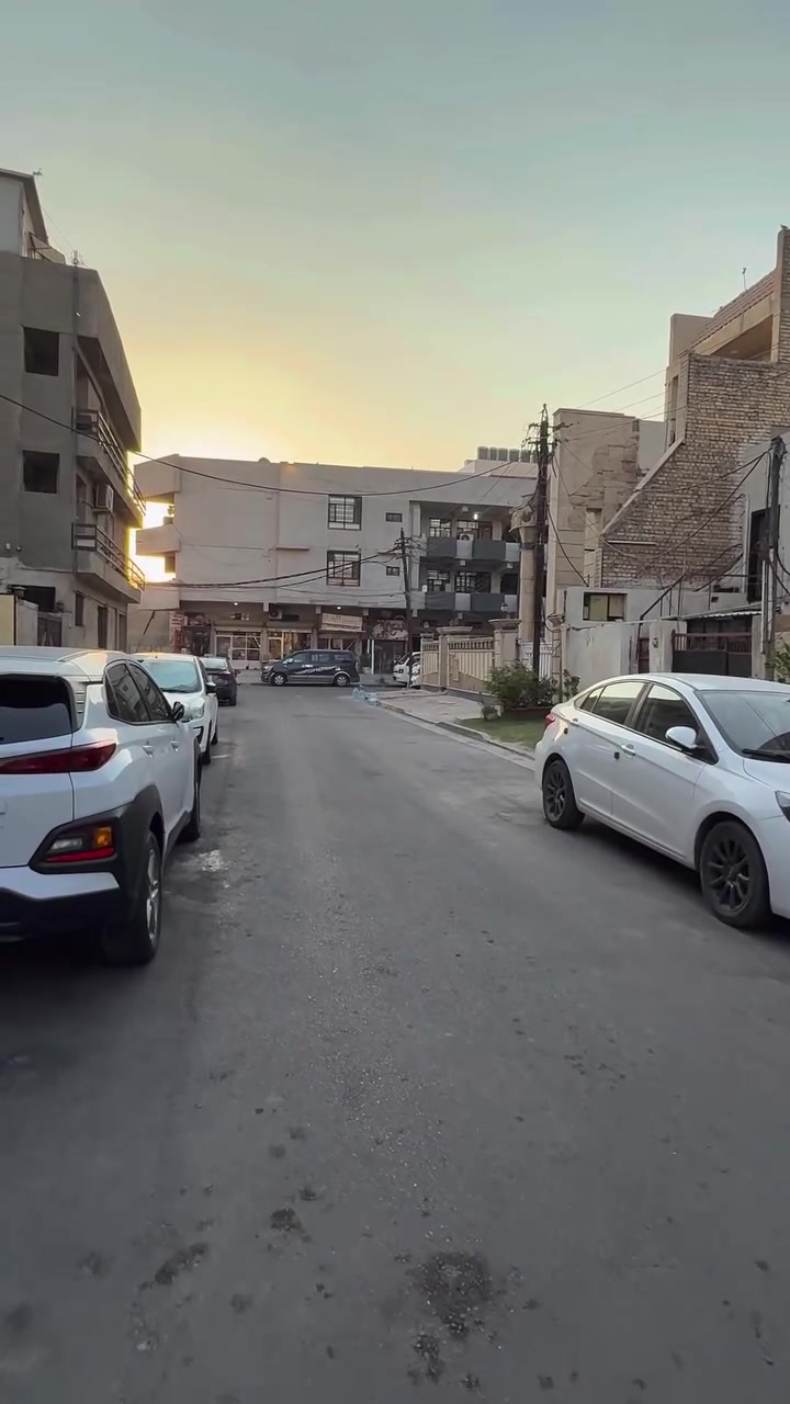للبيع
دار حديث في المنصور - الداوودي محلة 613

المساحة 150 متر مربع 

الواجهة 7.50 متر 

النزال 20 متر 

يحتوي على حديقة و كراج وصالة ومطبخ و خمس غرف نوم وصالة ومطبخ وباقي الخدمات 

للاستفسار و التواصل معنا *********** 
شركة علي شوقي للاستثمار و التطوير العقاري 

🔴استشارات عقارية 
🔴استشارات هندسية 
🔴استشارات قانونية 

المنصور - ساحة ابو جعفر بناية امازون ط1
.
.
.
.
.
.
.
.
.
.
.
.
.
.
.
#العقاري_علي_شوقي #viral #viralvideos #fyp #fypシ
