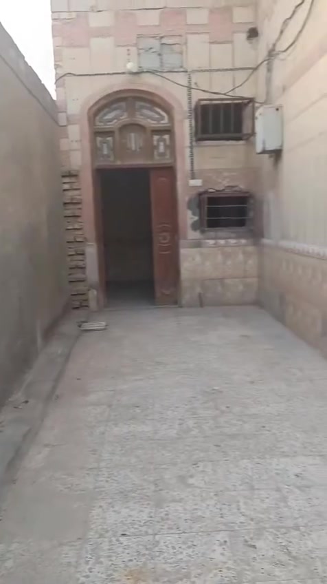 بيت 145متر طابقين  زراعي سند 25 سوق الشيوخ الدجين حي العباس مقابيل مدرسه الخندق الاتصال ع الرقم *********** السعر 70

