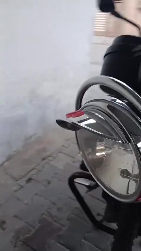صبحكم الله بالخير
دايون للبيع 1200
اوبيه مجال العنوان كربلاء
***********
