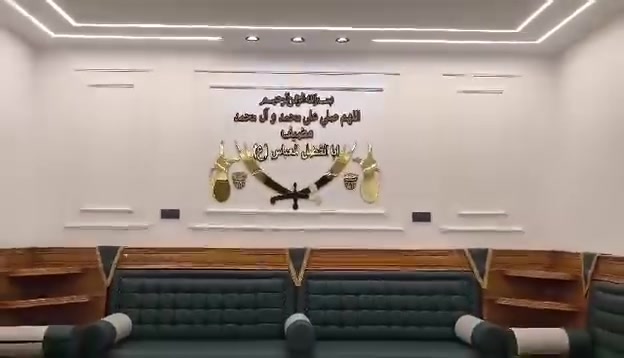 تنفيذ كافة أنواع الأصباغ والدهانات العصرية والديكورية.

​تصاميم ديكورات حديثة تناسب المنازل، الشقق، والمحلات التجارية.

​دقة في التنفيذ والالتزام بالمواعيد.

​الموقع: النجف الأشرف

​للتواصل والحجز: ***********
