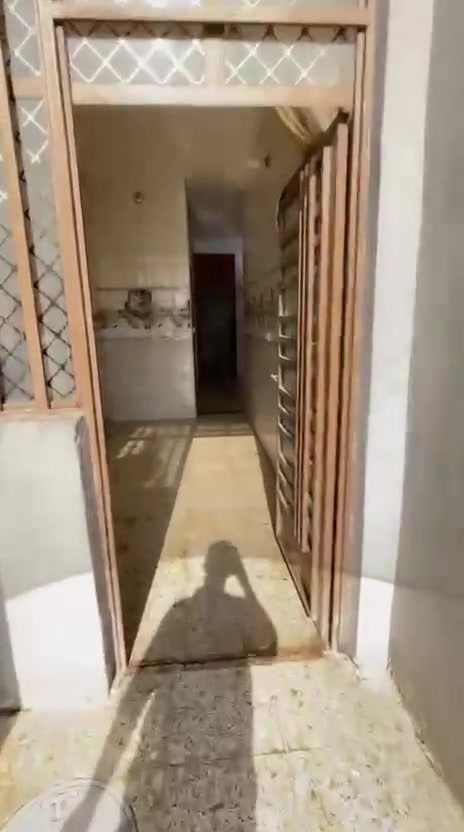 يا الله السلام عليكم بيت للبيع منطقه حي دجله المساحه 90 بيت جاهز كامل مكمل ما بي اي نقص منطقه الزراعي السعر 50 والشراي يدلل كلشي موصح بل فديو للتواصل خاص او واتساب او تصال ***********
